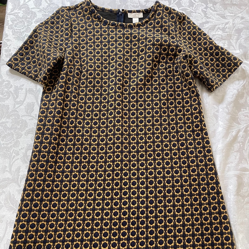 Loft dress size M